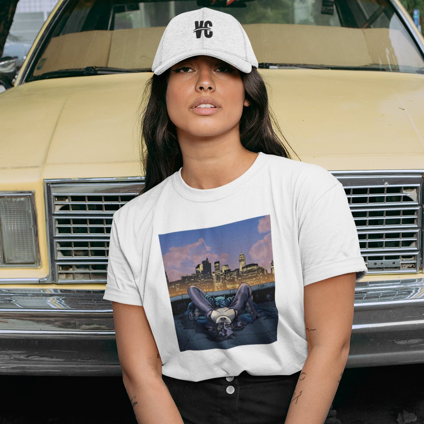 The Bat & Cat T-Shirt - Vintage Comics